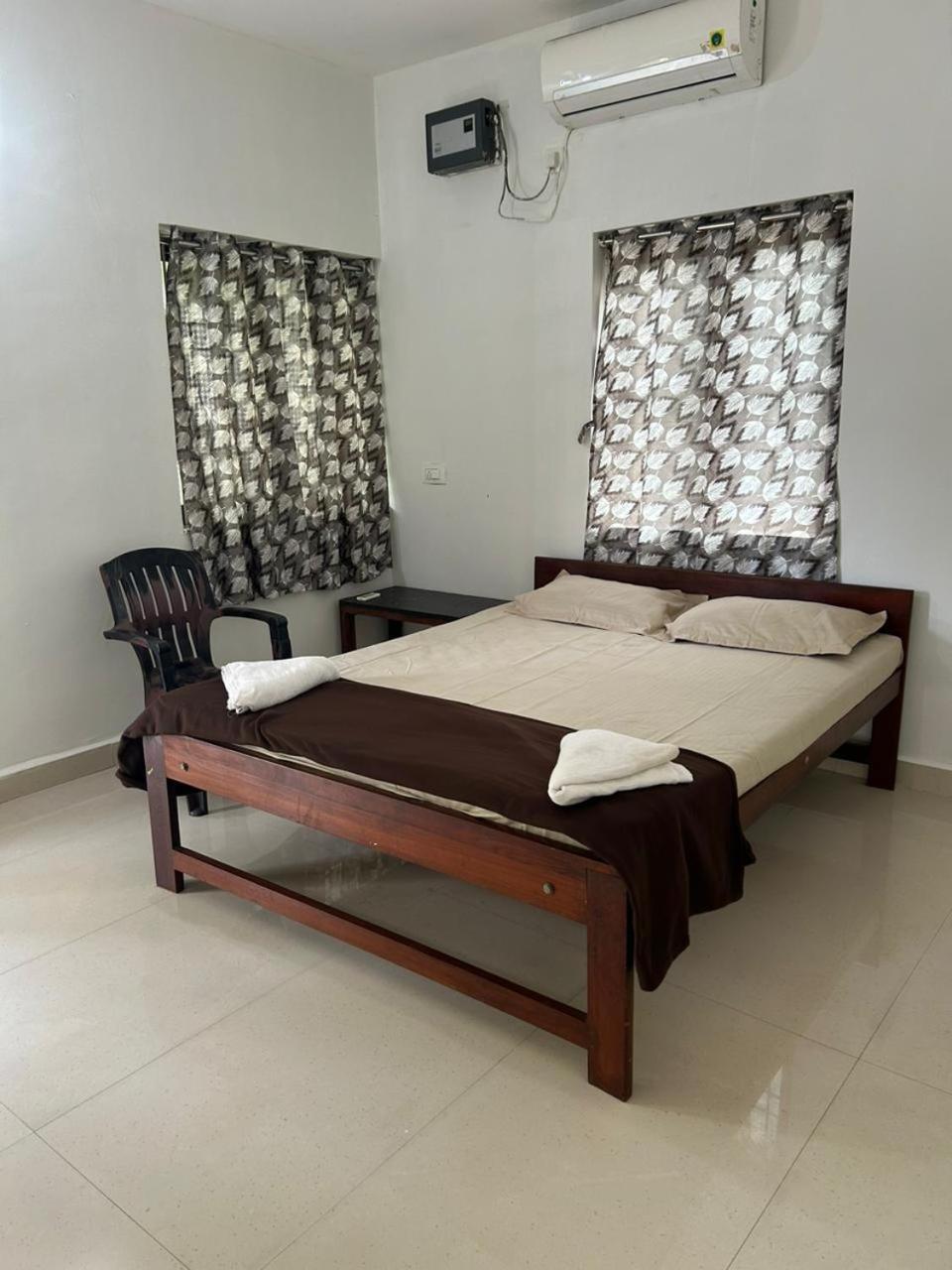 Hare Krishna Hotel Arambol Exterior foto