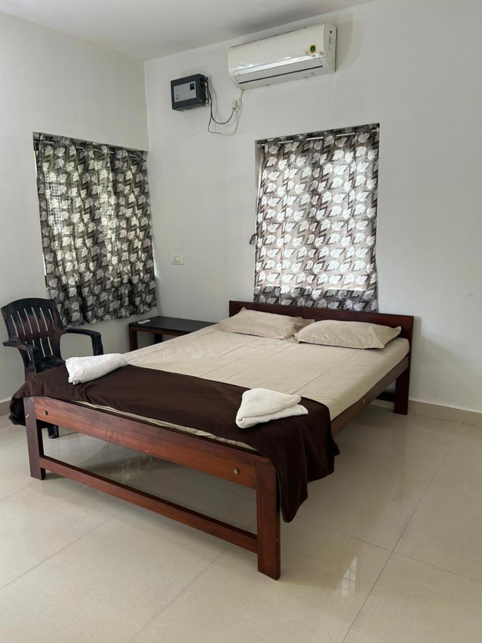 Hare Krishna Hotel Arambol Exterior foto